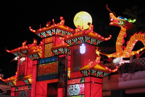 historicizing-holidays