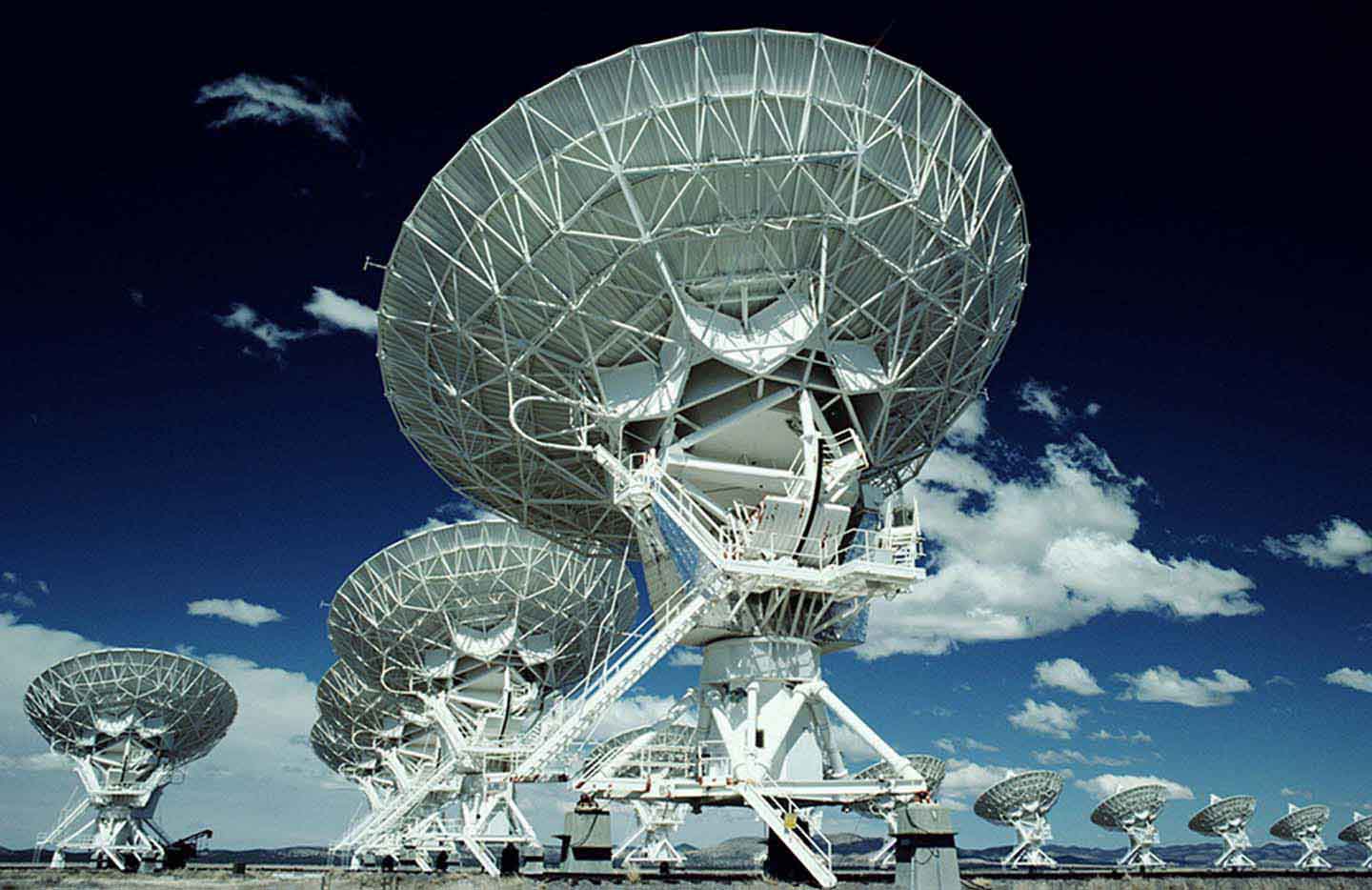 Large antenna dish at large array